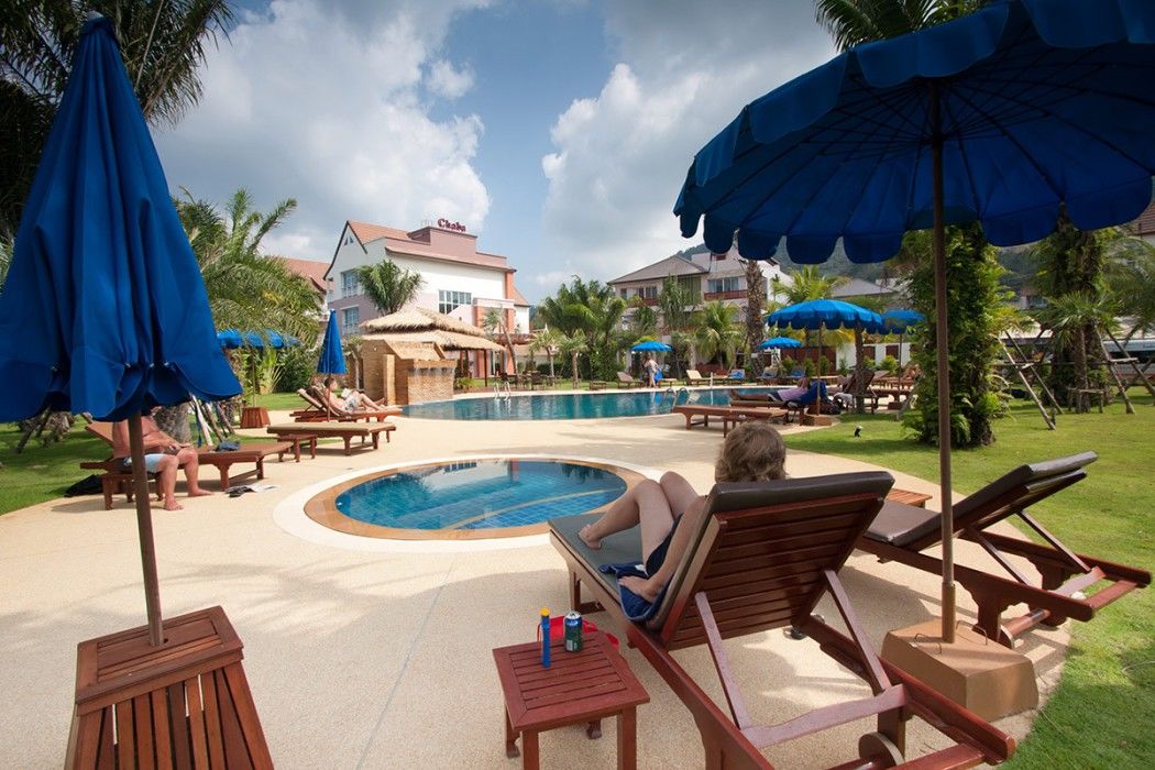 Chaba Kata Beach Hotel Exterior photo